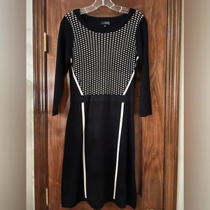 THE LIMITED Rayon Sweater Dress. Black color w/ cream. Size small.
